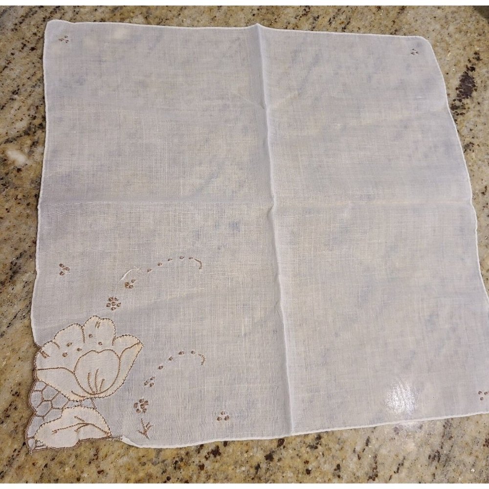 Vintage Hand Stitched Applique Flower. white Brown 11.5"  Square